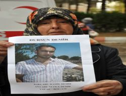 Gözü yaşlı anne oğlunu arıyor